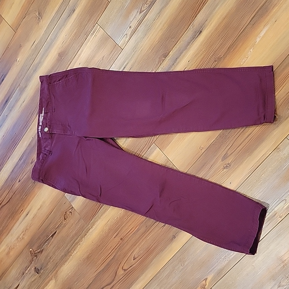 Gap girlfriend khaki